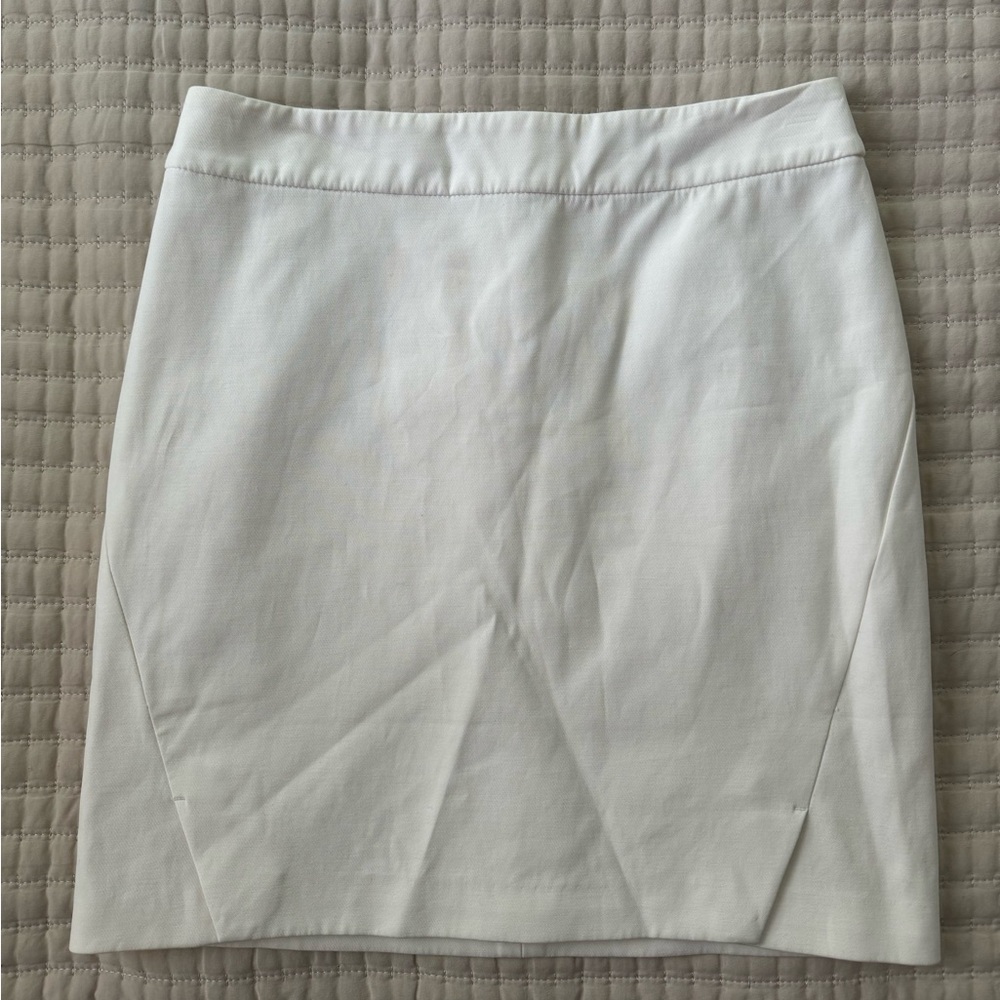 White House Black Market White Pencil Skirt